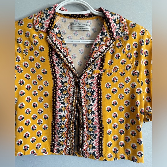 UO cropped button down shirt - Picture 5 of 9